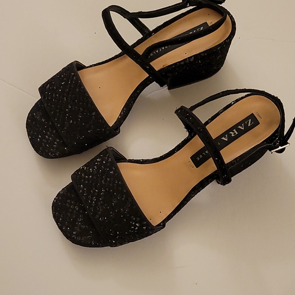 ZARA TRF Mid Heel Sandals - Picture 3 of 6